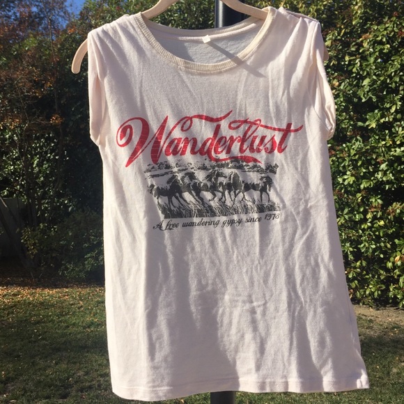 🌿 Spell Wanderlust Tee Size Small - Picture 2 of 10